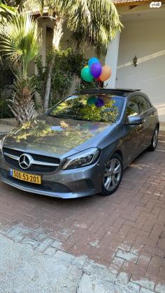 מרצדס A-Class A180 Urban FL אוט' 1.6 (122 כ"ס) בנזין 2018 למכירה בהרצליה