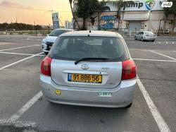 טויוטה קורולה RUN-X GLI אוט' 1.6 (110 כ"ס) בנזין 2004 למכירה בתל אב