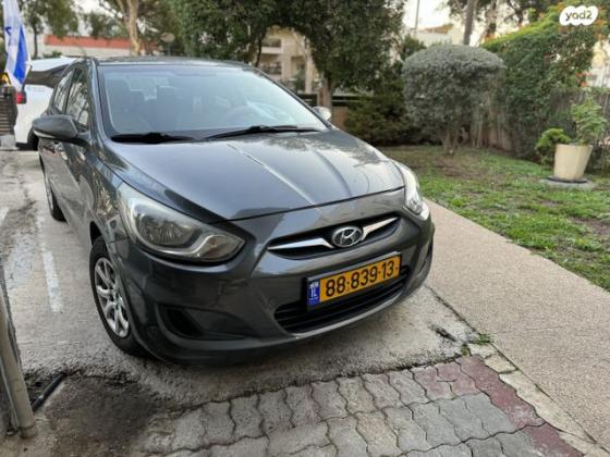 יונדאי i25 Inspire אוט' 1.4 (109 כ''ס) בנזין 2012 למכירה בקרית ביאליק