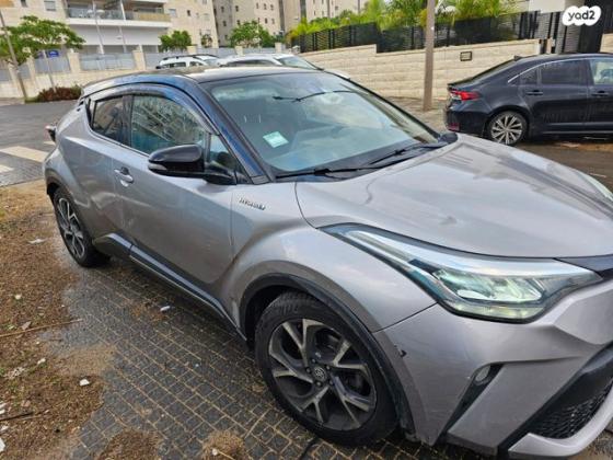 טויוטה C-HR Chic הייבריד אוט' 1.8 (98 כ"ס) בנזין 2021 למכירה בגבעתיים