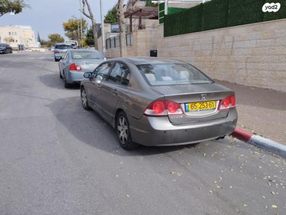 הונדה סיוויק סדאן החדשה LS אוט' 1.8 (140 כ''ס) בנזין 2007 למכירה בירושלים