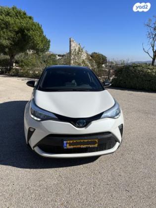 טויוטה C-HR Chic הייבריד אוט' 1.8 (98 כ"ס) בנזין 2021 למכירה בלבון