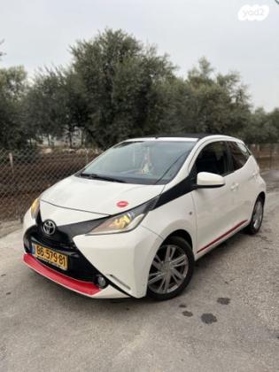 טויוטה אייגו (AYGO) Open Top אוט' 1.0 (69 כ"ס) בנזין 2016 למכירה בכפר כמא