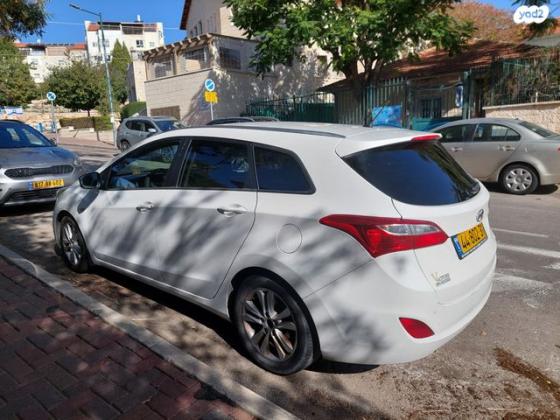 יונדאי i30 Inspire סטיישן אוט' 1.6 (135 כ"ס) בנזין 2014 למכירה בבית שמש