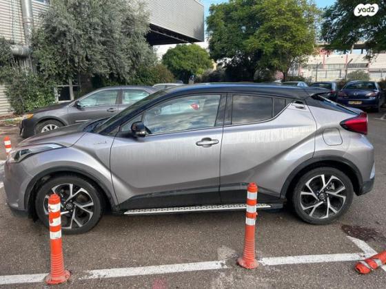 טויוטה C-HR Dynamic הייבריד אוט' 1.8 (122 כ"ס) בנזין 2018 למכירה בלוד