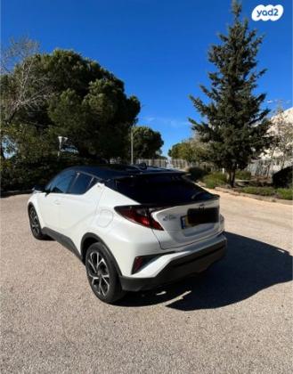 טויוטה C-HR Chic הייבריד אוט' 1.8 (98 כ"ס) בנזין 2021 למכירה בלבון