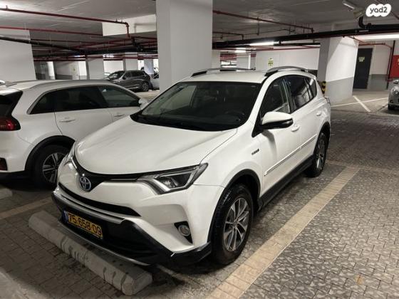 טויוטה RAV4 הייבריד Premium הייבריד אוט' 2.5 (155 כ''ס) בנזין 2017 למכירה ברעננה