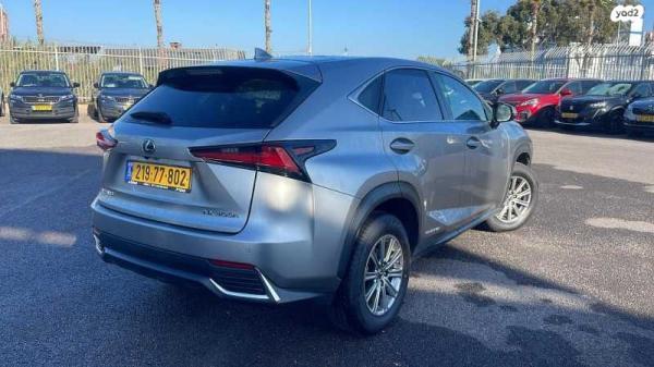 לקסוס NX NX300H Luxury הייבריד אוט' 2.5 (155 כ''ס) בנזין 2020 למכירה בחיפה