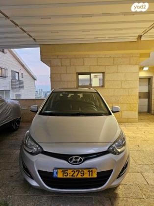 יונדאי i20 Inspire אוט' 1.4 (100 כ"ס) [2009-2015] בנזין 2013 למכירה בחיפה