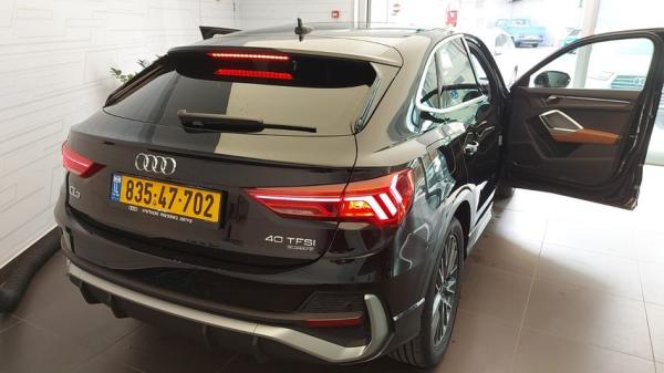 אאודי Q3 4X4 Sportback Sline אוט' 2.0 (190 כ''ס) בנזין 2022 למכירה בכרמיאל