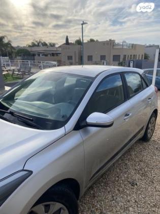 יונדאי i20 Inspire אוט' 1.4 (100 כ''ס) [2015 ואילך] בנזין 2018 למכירה במגן שאול