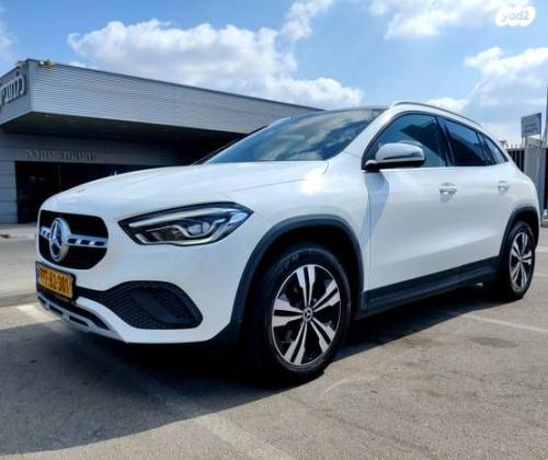 מרצדס GLA GLA200 Exclusive FLT אוט' 1.3 (163 כ''ס) בנזין 2020 למכירה ב