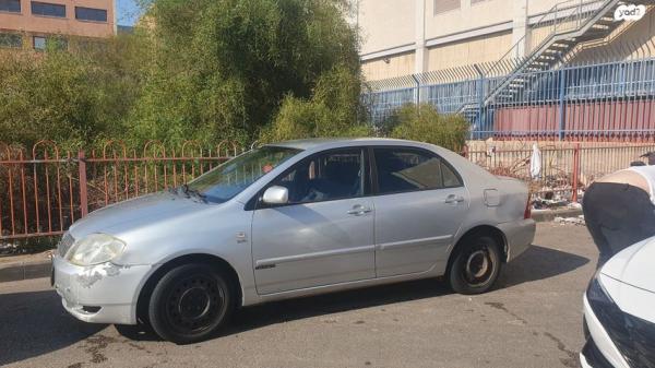 טויוטה קורולה GLI אוט' 1.6 (110 כ''ס) בנזין 2003 למכירה באבני חפץ