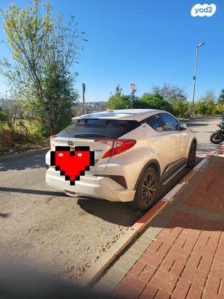 טויוטה C-HR Lounge הייבריד אוט' 1.8 (98 כ''ס) בנזין 2017 למכירה בירושלים