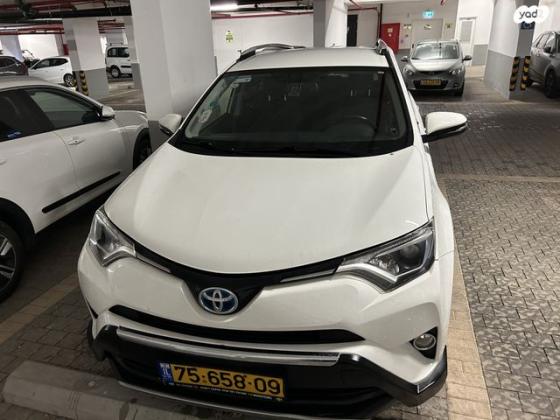 טויוטה RAV4 הייבריד Premium הייבריד אוט' 2.5 (155 כ''ס) בנזין 2017 למכירה ברעננה