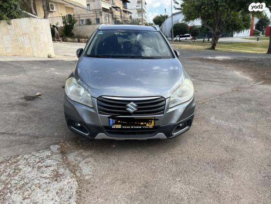 סוזוקי SX4 קרוסאובר GLX אוט' 1.6 (118 כ''ס) בנזין 2016 למכירה בקרית אתא