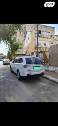 מיצובישי אאוטלנדר Instyle אוט' 7 מק' 2.0 (150 כ"ס) בנזין 2015 למכירה בחולון