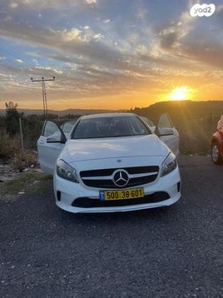 מרצדס A-Class A180 Style FL אוט' 1.6 (122 כ"ס) בנזין 2018 למכירה בחולון