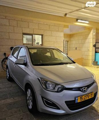 יונדאי i20 Inspire אוט' 1.4 (100 כ"ס) [2009-2015] בנזין 2013 למכירה בחיפה