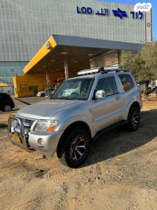 מיצובישי פג'רו קצר 4X4 GLS אוט' דיזל 5 מק' 3.2 (160 כ''ס) דיזל 2004 למכירה ברמלה