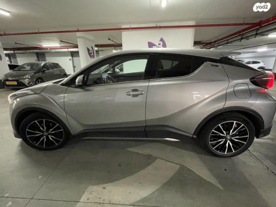 טויוטה C-HR Lounge הייבריד אוט' 1.8 (98 כ''ס) בנזין 2019 למכירה בתל אביב יפו