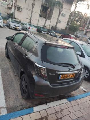 טויוטה יאריס הייבריד Hybrid אוט' 1.5 (74 כ''ס) בנזין 2013 למכירה באור יהודה