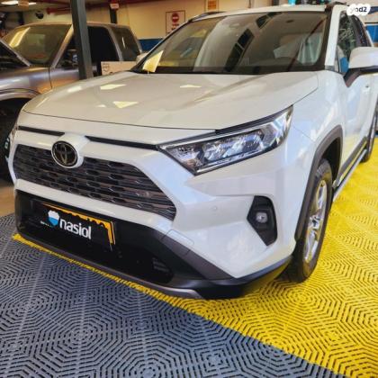 טויוטה RAV4 ארוך 4X4 Experience אוט' 2.0 (175 כ''ס) בנזין 2022 למכירה בעכו