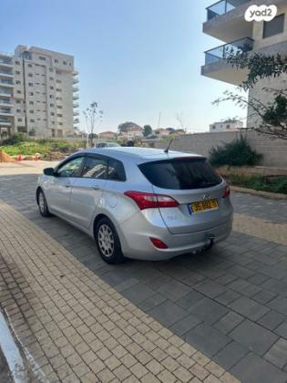 יונדאי i30 Inspire סטיישן אוט' 1.6 (135 כ"ס) בנזין 2013 למכירה בחדרה