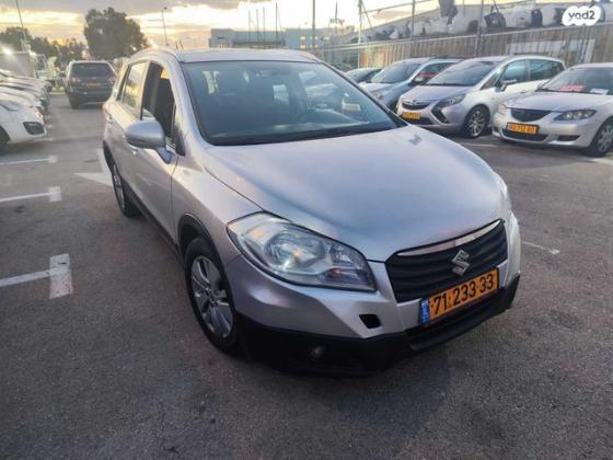 סוזוקי SX4 קרוסאובר GLX אוט' 1.6 (118 כ''ס) בנזין 2015 למכירה בכפר סבא