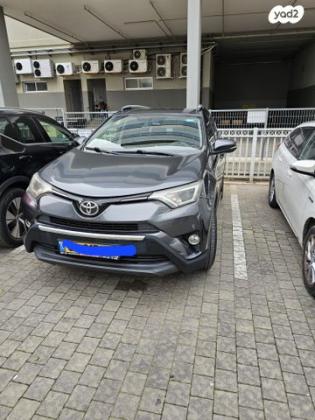 טויוטה RAV4 ארוך 4X4 GLI MC אוט' 2.0 (152 כ"ס) בנזין 2017 למכירה ברחובות