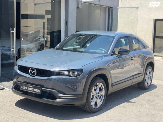 מאזדה CX-5 4X4 Signatyre אוט' 4 דל' 2.0 (165 כ"ס) בנזין 2023 למכירה בתל אביב יפו