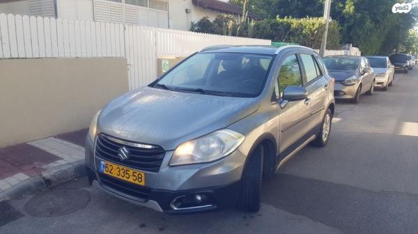 סוזוקי SX4 קרוסאובר GLX אוט' 1.6 (118 כ''ס) בנזין 2014 למכירה בנס ציונה