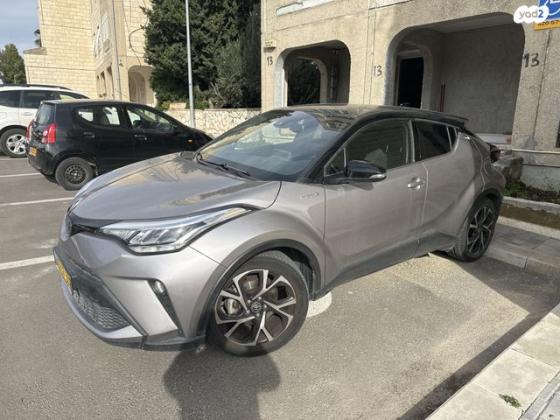 טויוטה C-HR Chic הייבריד אוט' 1.8 (98 כ"ס) בנזין 2022 למכירה בירושלים