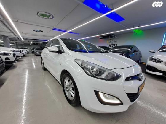 יונדאי i30 Premium אוט' 1.6 (135 כ''ס) בנזין 2014 למכירה בכרמיאל