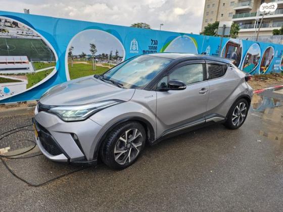 טויוטה C-HR Chic הייבריד אוט' 1.8 (98 כ"ס) בנזין 2021 למכירה בגבעתיים