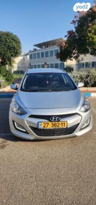 יונדאי i30 Inspire סטיישן אוט' 1.6 (135 כ"ס) בנזין 2013 למכירה באור יהודה