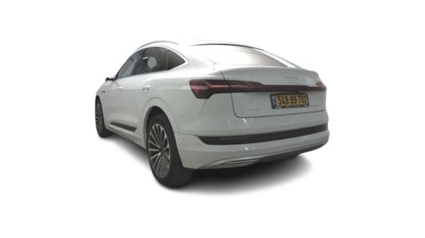 אאודי E-tron 4X4 Sportback ADV Luxury אוט' חשמלי (408 כ''ס) בנזין 2021 למכירה ב