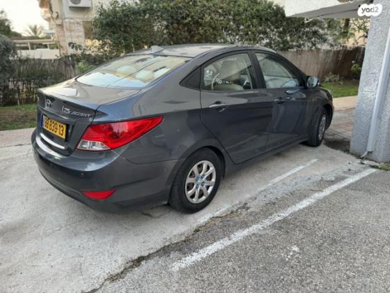 יונדאי i25 Inspire אוט' 1.4 (109 כ''ס) בנזין 2012 למכירה בקרית ביאליק