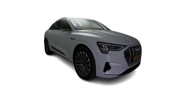 אאודי E-tron 4X4 Sportback ADV Luxury אוט' חשמלי (408 כ''ס) בנזין 2021 למכירה ב