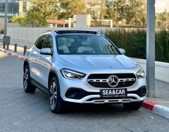 מרצדס GLA GLA200 Exclusive אוט' 1.3 (163 כ''ס) בנזין 2021 למכירה בתל אביב יפו