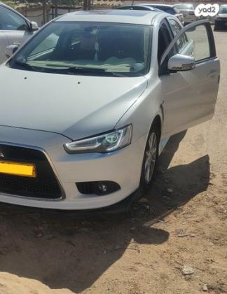 מיצובישי לנסר ספורטבק Sport אוט' 5 דל' 1.8 (140 כ"ס) בנזין 2015 למכירה באשקלון