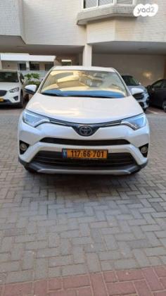 טויוטה RAV4 הייבריד Premium הייבריד אוט' 2.5 (155 כ''ס) בנזין 2018 למכירה ברעננה