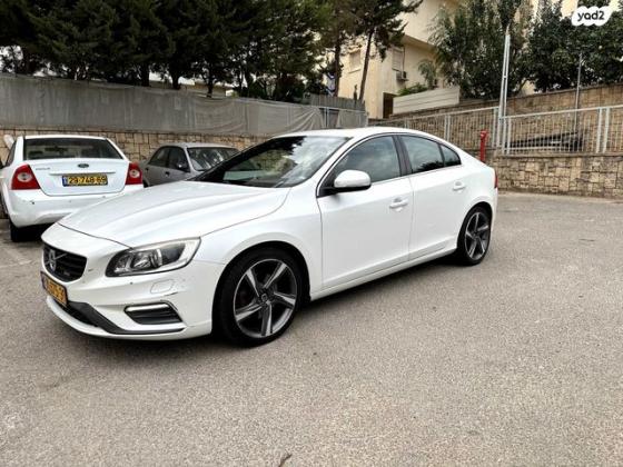 וולוו S60 T5 R-Design Plus אוט' 2.0 (245 כ"ס) בנזין 2015 למכירה בגני תקווה