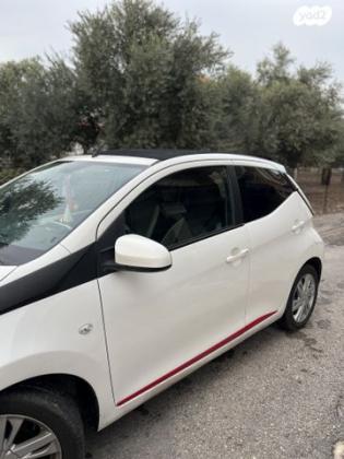 טויוטה אייגו (AYGO) Open Top אוט' 1.0 (69 כ"ס) בנזין 2016 למכירה בכפר כמא