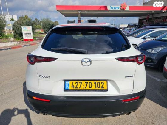 מאזדה CX-30 Comfort אוט' 2.0 (165 כ''ס) בנזין 2021 למכירה ברמלה