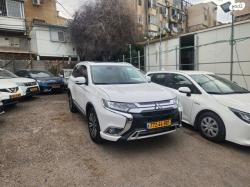 מיצובישי אאוטלנדר Instyle אוט' 7 מק' 2.0 (150 כ"ס) בנזין 2019 למכיר