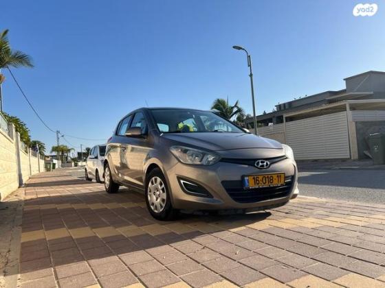 יונדאי i20 Insight ידני 1.2 (85 כ"ס) בנזין 2013 למכירה בבאר שבע