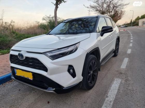 טויוטה RAV4 הייבריד E-motion Sky הייבריד אוט' 2.5 (178 כ''ס) בנזין 2022 למכירה ברמת השרון