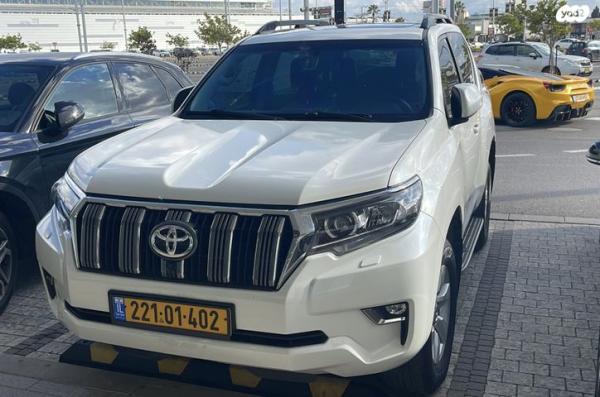 טויוטה לנד קרוזר קצר 4X4 Luxury אוט' דיזל 2.8 (177 כ"ס) דיזל 2020 למכירה בכרמיאל