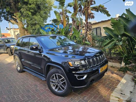 ג'יפ / Jeep גרנד צ'ירוקי 4X4 Laredo אוט' 5 מק' 3.6 (286 כ''ס) בנזין 2021 למכירה ברעננה